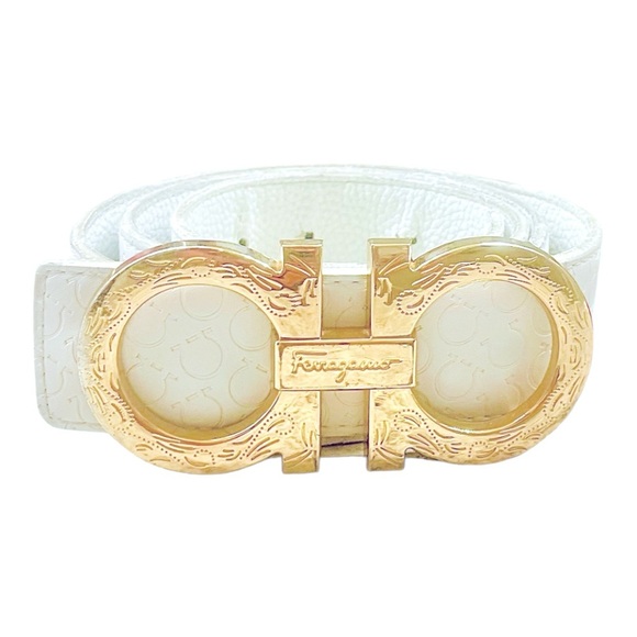 Salvatore Ferragamo Vintage White Gancini Engraved Leather Belt with Gold Buckle - Picture 6 of 7